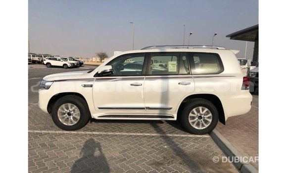 Buy Import Toyota Land Cruiser White Car in Import - Dubai in Clarendon Buy Import Toyota Land Cruiser White Car in Import - Dubai in Clarendon