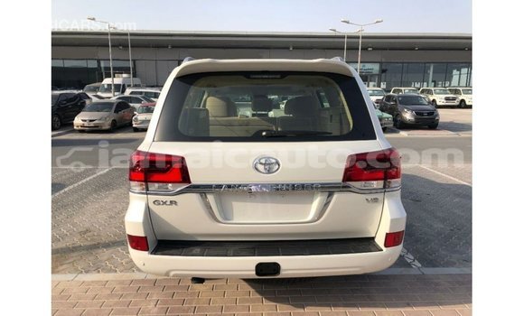 Buy Import Toyota Land Cruiser White Car in Import - Dubai in Clarendon Buy Import Toyota Land Cruiser White Car in Import - Dubai in Clarendon