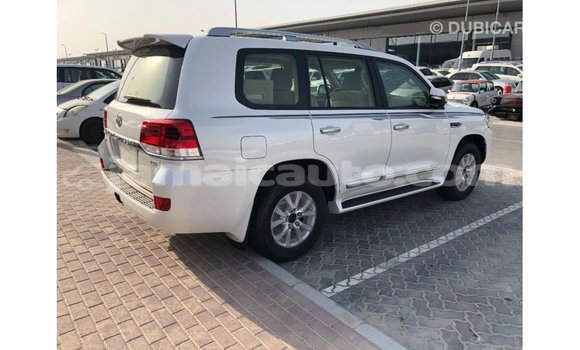 Buy Import Toyota Land Cruiser White Car in Import - Dubai in Clarendon Buy Import Toyota Land Cruiser White Car in Import - Dubai in Clarendon