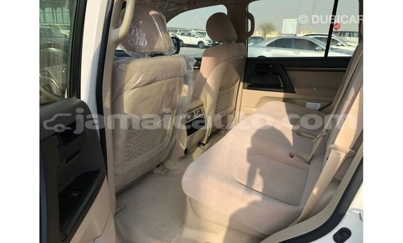 Buy Import Toyota Land Cruiser White Car in Import - Dubai in Clarendon Buy Import Toyota Land Cruiser White Car in Import - Dubai in Clarendon
