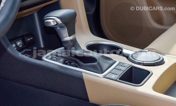 Buy Import Kia Sportage White Car in Import - Dubai in Clarendon Buy Import Kia Sportage White Car in Import - Dubai in Clarendon