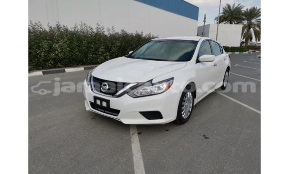Buy Import Nissan Altima White Car in Import - Dubai in Clarendon Buy Import Nissan Altima White Car in Import - Dubai in Clarendon