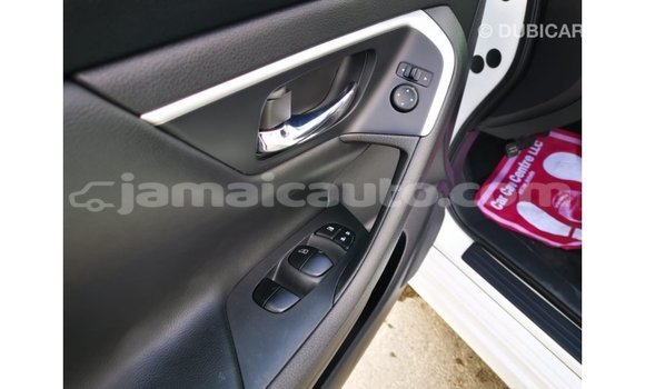 Buy Import Nissan Altima White Car in Import - Dubai in Clarendon Buy Import Nissan Altima White Car in Import - Dubai in Clarendon