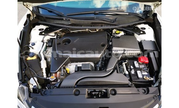 Buy Import Nissan Altima White Car in Import - Dubai in Clarendon Buy Import Nissan Altima White Car in Import - Dubai in Clarendon