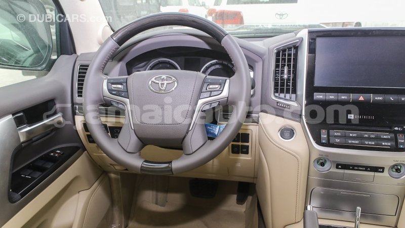 Big with watermark toyota land cruiser clarendon import dubai 2613