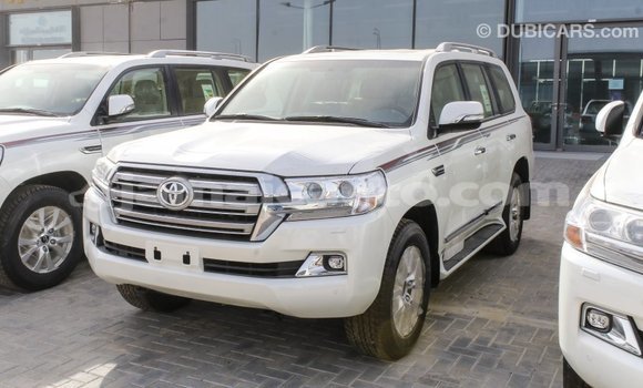 Buy Import Toyota Land Cruiser White Car in Import - Dubai in Clarendon Buy Import Toyota Land Cruiser White Car in Import - Dubai in Clarendon