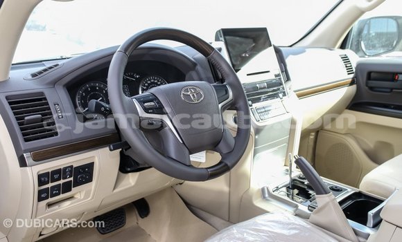 Buy Import Toyota Land Cruiser White Car in Import - Dubai in Clarendon Buy Import Toyota Land Cruiser White Car in Import - Dubai in Clarendon