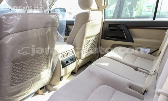 Buy Import Toyota Land Cruiser White Car in Import - Dubai in Clarendon Buy Import Toyota Land Cruiser White Car in Import - Dubai in Clarendon