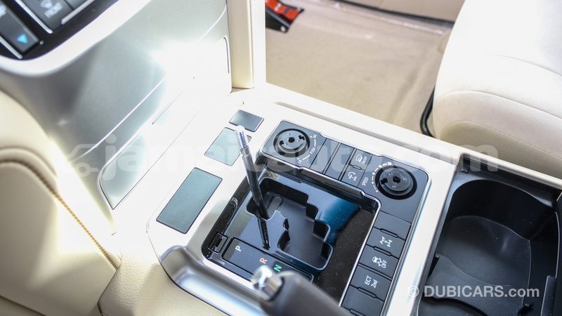 Big with watermark toyota land cruiser clarendon import dubai 2614