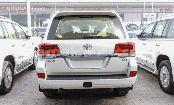 Buy Import Toyota Land Cruiser White Car in Import - Dubai in Clarendon Buy Import Toyota Land Cruiser White Car in Import - Dubai in Clarendon