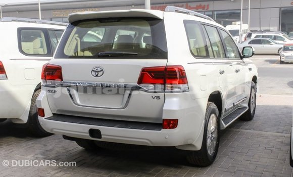 Buy Import Toyota Land Cruiser White Car in Import - Dubai in Clarendon Buy Import Toyota Land Cruiser White Car in Import - Dubai in Clarendon