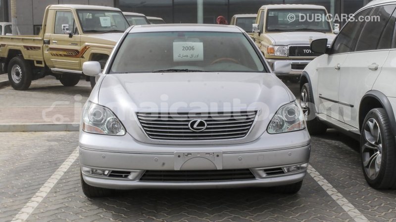 Big with watermark lexus ls clarendon import dubai 2616