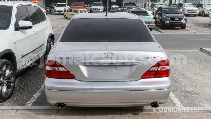 Big with watermark lexus ls clarendon import dubai 2616