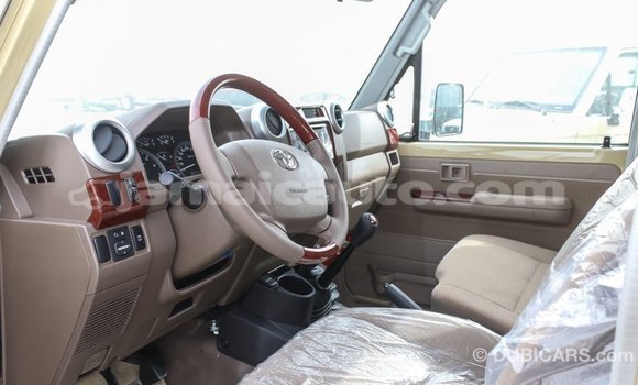 Buy Import Toyota Land Cruiser Beige Car in Import - Dubai in Clarendon Buy Import Toyota Land Cruiser Beige Car in Import - Dubai in Clarendon