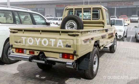 Buy Import Toyota Land Cruiser Beige Car in Import - Dubai in Clarendon Buy Import Toyota Land Cruiser Beige Car in Import - Dubai in Clarendon