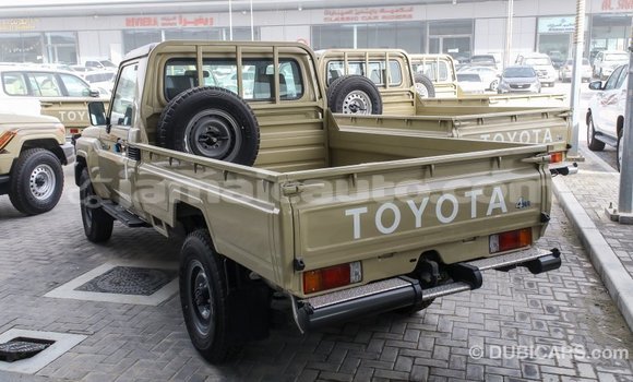 Buy Import Toyota Land Cruiser Beige Car in Import - Dubai in Clarendon Buy Import Toyota Land Cruiser Beige Car in Import - Dubai in Clarendon