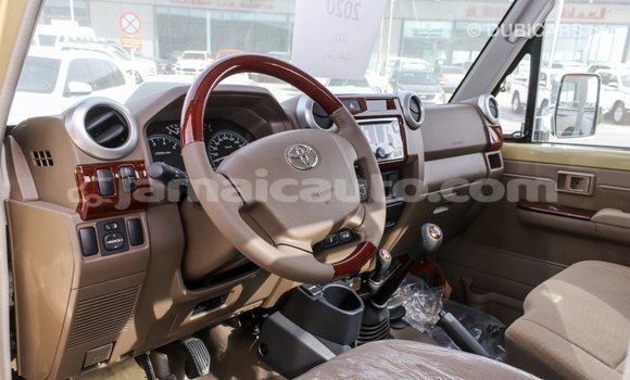 Buy Import Toyota Land Cruiser Beige Car in Import - Dubai in Clarendon Buy Import Toyota Land Cruiser Beige Car in Import - Dubai in Clarendon