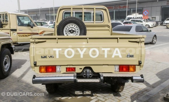 Buy Import Toyota Land Cruiser Beige Car in Import - Dubai in Clarendon Buy Import Toyota Land Cruiser Beige Car in Import - Dubai in Clarendon