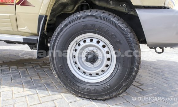 Buy Import Toyota Land Cruiser Beige Car in Import - Dubai in Clarendon Buy Import Toyota Land Cruiser Beige Car in Import - Dubai in Clarendon