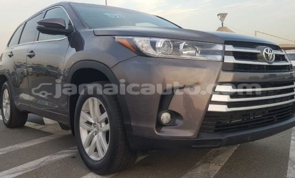 Acheter Import Voiture Toyota Highlander Autre à Import - Dubai, Clarendon Acheter Import Voiture Toyota Highlander Autre à Import - Dubai, Clarendon