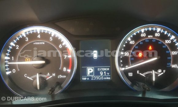 Acheter Import Voiture Toyota Highlander Autre à Import - Dubai, Clarendon Acheter Import Voiture Toyota Highlander Autre à Import - Dubai, Clarendon