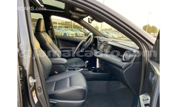 Acheter Import Voiture Toyota 4Runner Autre à Import - Dubai, Clarendon Acheter Import Voiture Toyota 4Runner Autre à Import - Dubai, Clarendon