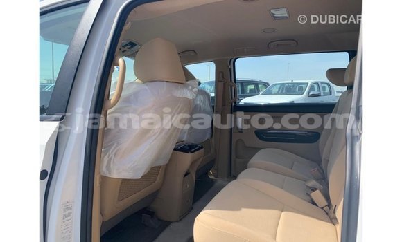 Buy Import Kia Carnival White Car in Import - Dubai in Clarendon Buy Import Kia Carnival White Car in Import - Dubai in Clarendon