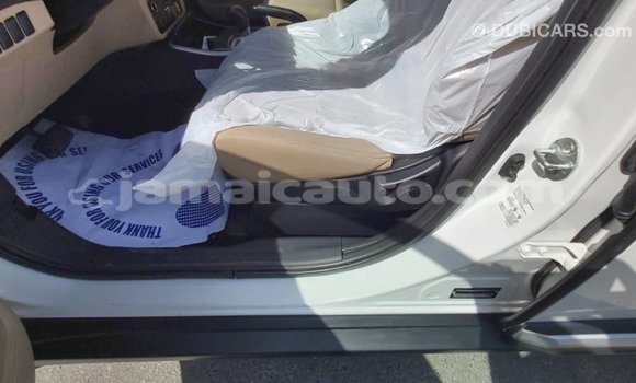 Buy Import Mitsubishi Outlander White Car in Import - Dubai in Clarendon Buy Import Mitsubishi Outlander White Car in Import - Dubai in Clarendon