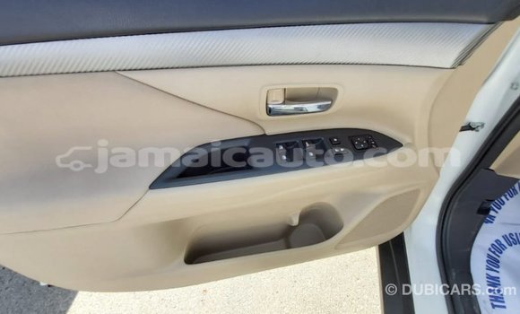Buy Import Mitsubishi Outlander White Car in Import - Dubai in Clarendon Buy Import Mitsubishi Outlander White Car in Import - Dubai in Clarendon