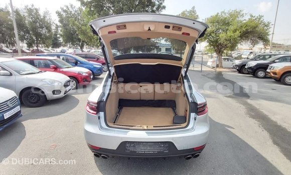 Buy Import Porsche Macan Other Car in Import - Dubai in Clarendon Buy Import Porsche Macan Other Car in Import - Dubai in Clarendon