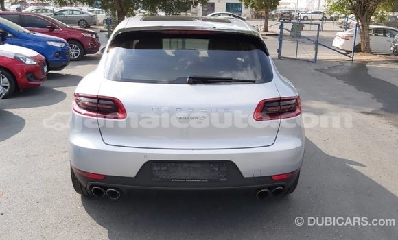 Buy Import Porsche Macan Other Car in Import - Dubai in Clarendon Buy Import Porsche Macan Other Car in Import - Dubai in Clarendon