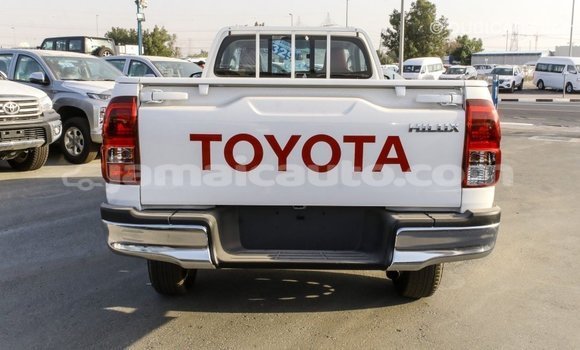 Buy Import Toyota Hilux White Car in Import - Dubai in Clarendon Buy Import Toyota Hilux White Car in Import - Dubai in Clarendon
