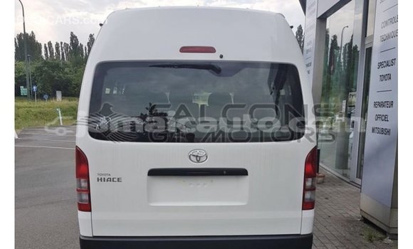 Buy Import Toyota Hiace White Car in Import - Dubai in Clarendon Buy Import Toyota Hiace White Car in Import - Dubai in Clarendon