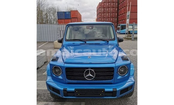 Buy Import Mercedes-Benz 190 (W201) Blue Car in Import - Dubai in Clarendon Buy Import Mercedes-Benz 190 (W201) Blue Car in Import - Dubai in Clarendon