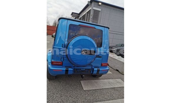 Buy Import Mercedes-Benz 190 (W201) Blue Car in Import - Dubai in Clarendon Buy Import Mercedes-Benz 190 (W201) Blue Car in Import - Dubai in Clarendon