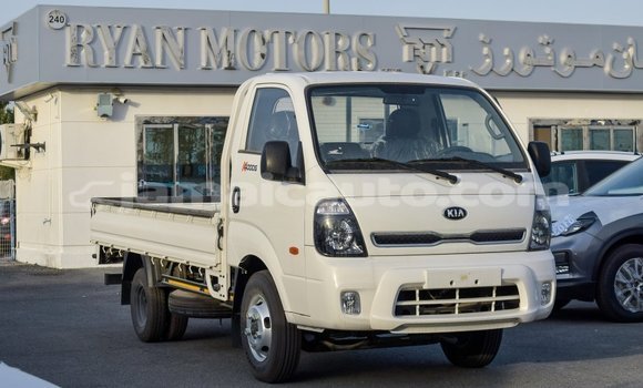 Acheter Import Voiture Kia Rio Blanc à Import - Dubai, Clarendon Acheter Import Voiture Kia Rio Blanc à Import - Dubai, Clarendon