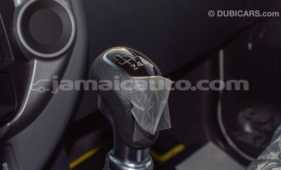 Acheter Import Voiture Kia Rio Blanc à Import - Dubai, Clarendon Acheter Import Voiture Kia Rio Blanc à Import - Dubai, Clarendon