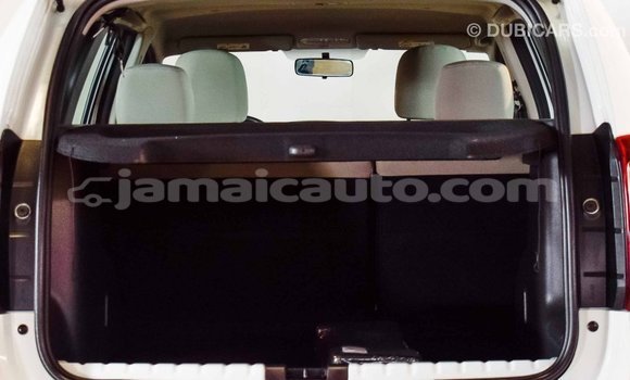 Buy Import Renault Duster White Car in Import - Dubai in Clarendon Buy Import Renault Duster White Car in Import - Dubai in Clarendon