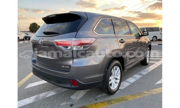 Acheter Import Voiture Toyota Highlander Autre à Import - Dubai, Clarendon Acheter Import Voiture Toyota Highlander Autre à Import - Dubai, Clarendon