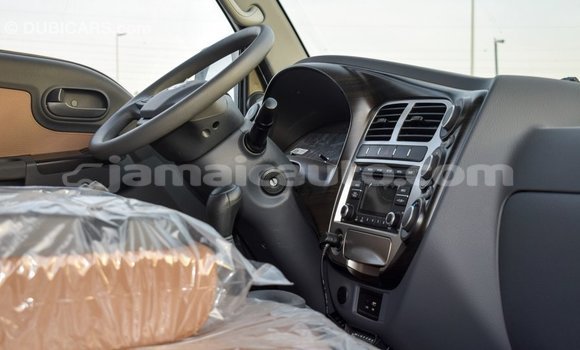 Acheter Import Voiture Kia K3 Blanc à Import - Dubai, Clarendon Acheter Import Voiture Kia K3 Blanc à Import - Dubai, Clarendon