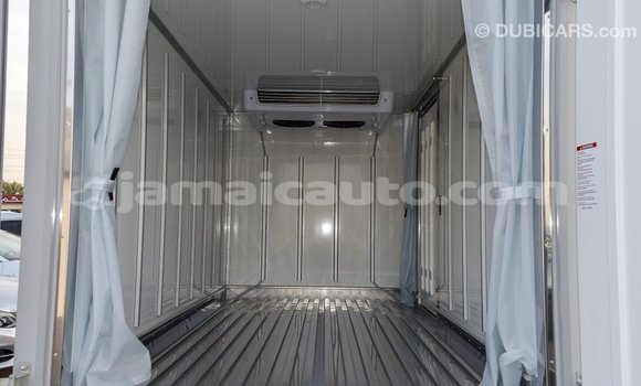 Acheter Import Voiture Kia K3 Blanc à Import - Dubai, Clarendon Acheter Import Voiture Kia K3 Blanc à Import - Dubai, Clarendon