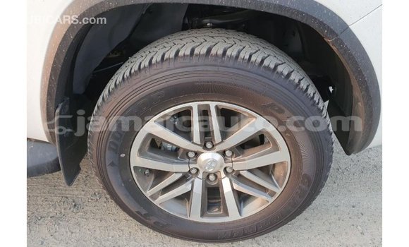 Buy Import Toyota Fortuner White Car in Import - Dubai in Clarendon Buy Import Toyota Fortuner White Car in Import - Dubai in Clarendon
