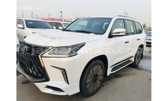 Acheter Import Voiture Lexus LX Blanc à Import - Dubai, Clarendon Acheter Import Voiture Lexus LX Blanc à Import - Dubai, Clarendon