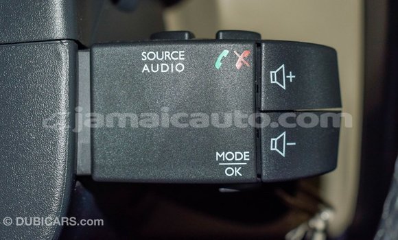 Buy Import Renault Duster White Car in Import - Dubai in Clarendon Buy Import Renault Duster White Car in Import - Dubai in Clarendon