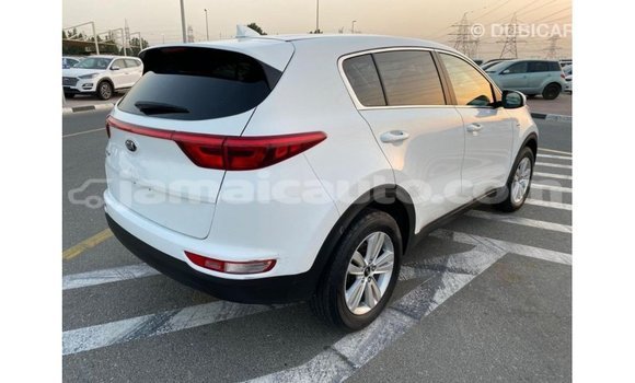 Acheter Import Voiture Kia Sportage Blanc à Import - Dubai, Clarendon Acheter Import Voiture Kia Sportage Blanc à Import - Dubai, Clarendon