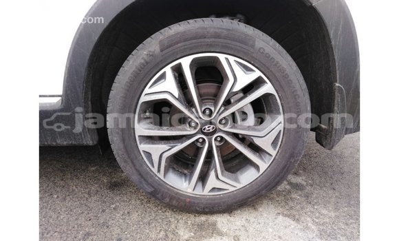 Acheter Import Voiture Hyundai Santa Fe Blanc à Import - Dubai, Clarendon Acheter Import Voiture Hyundai Santa Fe Blanc à Import - Dubai, Clarendon