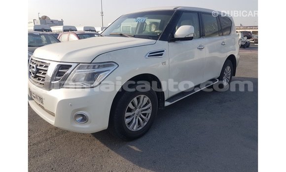 Buy Import Nissan Patrol White Car in Import - Dubai in Clarendon Buy Import Nissan Patrol White Car in Import - Dubai in Clarendon