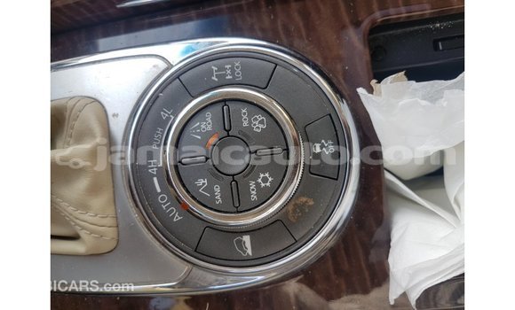 Buy Import Nissan Patrol White Car in Import - Dubai in Clarendon Buy Import Nissan Patrol White Car in Import - Dubai in Clarendon