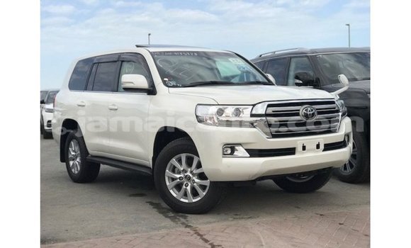 Buy Import Toyota Land Cruiser White Car in Import - Dubai in Clarendon Buy Import Toyota Land Cruiser White Car in Import - Dubai in Clarendon