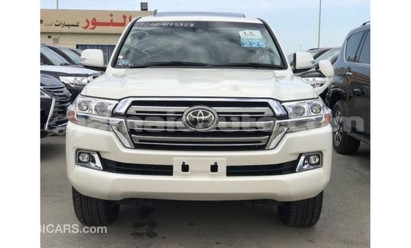 Buy Import Toyota Land Cruiser White Car in Import - Dubai in Clarendon Buy Import Toyota Land Cruiser White Car in Import - Dubai in Clarendon